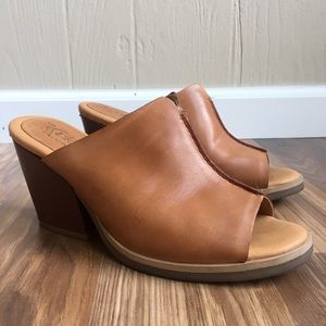 Kork Ease Leather Open Toe Miles